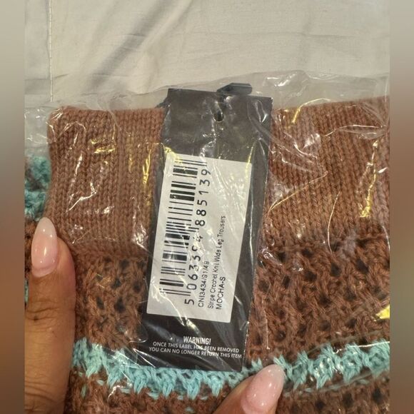 Striped Crochet Knit Wide Leg trousers in size small - Picture 6 of 6